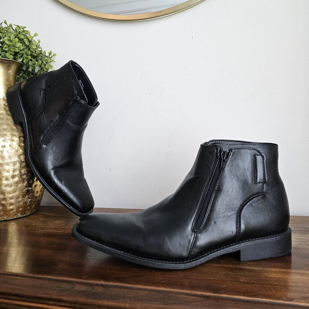 UNLISTED Kenneth Cole Men’s Black Ankle Boots Size 11M